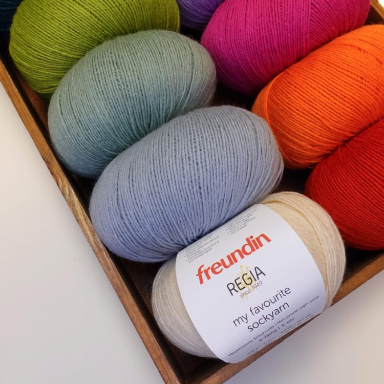 9807142_my_favourite_sockyarn_mood_2